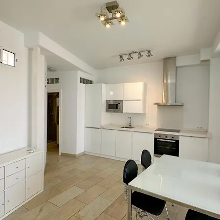 Carabeo 7 Apartment
